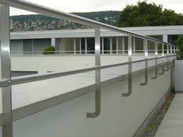 Metallbau Dani S Metalldesign Balkone Brustungen Absturzsicherungen Terrassengelander Und Franzosische Geland Terrassen Gelander Metallbau Gelander Aussen