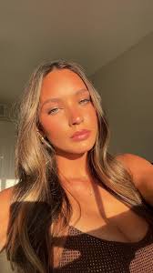 Emily Bradshaw (@emilyybradshaww)