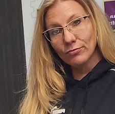 How to stop receiving someone else's mail at my address?