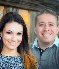 Janelle Courtney's Instagram, Twitter & Facebook