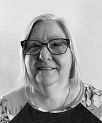 Linda Walther's Instagram, Twitter & Facebook