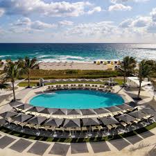 Amoung these attractions are disneyworld, universal studios, the world famous speedway at daytona beach to name but a few. The Best Beach Wedding Venues In Florida Southern Living