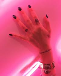 See more of chiara ferragni on facebook. New Eye Tattoo On Chiara Ferragni S Left Ring Finger