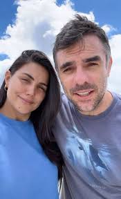 Lembra deles? Casal formado no BBB6 comemora 18 anos de união