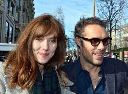 Get premium, high resolution news photos at getty images Datei Doria Tillier Nicolas Bedos Dejeuner Cesar 2018 Jpg Wikipedia