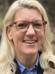 In a cliffhanger, Stockbridge voters pick challenger Jamie Minacci over  incumbent Select Board Chair Roxanne McCaffrey