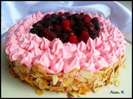 Gateau Mousse De Fraise Fruits Rouge Les Delices D Oum Kamila Gateau Mousse Mousse Fraise Gateau Mousse Fraise