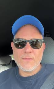 Urgently Looking for a quality joiner/builder to help out this week or next  week, but who is not going to nail us with a hefty price. 1) Need a archway  closes up