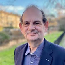 November marked my last month as a student! 7 years of early-morning  lectures and late-night cramming have come to an end. I'm excited to  continue my mission of life-long learning! And of