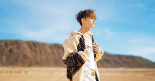 Em cua ngay hom qua (2014). For The First Time In Vpop History Hay Trao Cho Anh Of Son Tung M Tp Aired On Major Us Tv Network Bet Jams Vpopwire
