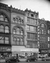 1950 Howell S Furniture Co 426 W Market St Louisville Ky The Store Extends Across The Lower Level Of Two Howell Furniture Facade Architecture Louisville