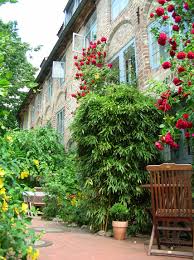 Alleys Courtyards Lubeck Gartenkunst Lubeck Travemunde