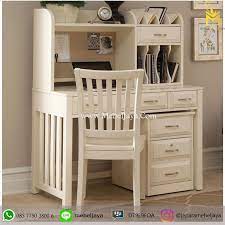 Meja Belajar Anak Desain Terbaru Warna Putih Meja Belajar Dengan Kursi Di Desain Menarik Dengan Rak Dan Lemari Laci Serbaguna Desain Meja Belajar Mebel