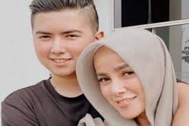 Berita Alex Tian terbaru hari ini