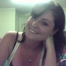 Nicole Caouette's Instagram, Twitter & Facebook