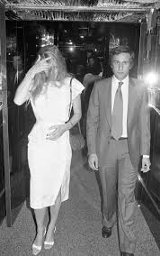 Tutto nella norma per la quotidianità del premier in un giorno di pausa dagli impegni istituzionali, se non fosse che le immagini così diffuse. Chi E Ewa Aulin La Madre Di Olivia Paladino Compagna Del Premier Conte Archivio Pizzi Formiche Net