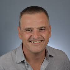 055: Gareth Jones: There's Gotta Be A Better Way