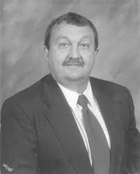 Elmer Odell's Instagram, Twitter & Facebook