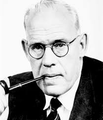 Famous Pipe Smokers: 12/10/18