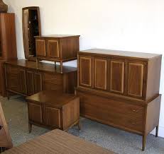 Today, vintage broyhill furniture is hunted by a legion of enthusiasts, most who devote themselves to a single collection—be it sculptra, saga, or brasilia. Broyhill Premier Forward 70 Mid Century Bedroom Set