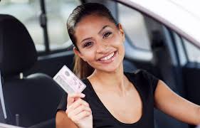 Vârsta nu mai este singura condiție pe care candidații trebuie să o îndeplinească pentru a obține permisul auto. FÄƒrÄƒ AnalfabeÅ£i Pe Sosele Permisul Auto Nu Va Mai Putea Fi ObÅ£inut De Persoanele Care Nu Au Absolvit Cel PuÅ£in Clasa A 10 A Automarket