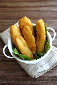 It is typically consumed as a snack in the morning and afternoon. Pisang Goreng Fried Bananas Crispy Crunchy And Airy Absolutely Delicious Fried Bananas Malay Food Food