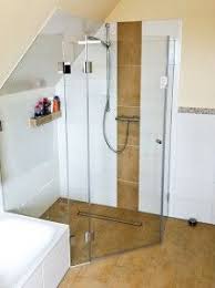 Pin Von Monika Frank Auf Bad Badezimmer Dachschrage Badezimmer Dachgeschoss Badezimmer Renovieren