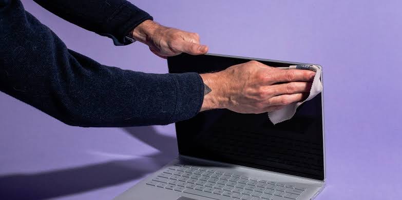 How to Clean a Laptop | Reviews by Wirecutter
