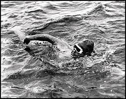 Gertrude Ederle First Woman To Swim The English Channel 1926 Today In History Gertrude Ederle Swimming