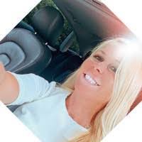 Jacqueline Rosenberg's Instagram, Twitter & Facebook