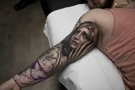 Keith bang bang mccurdy has tattooed rihanna in the tropics, lebron james in his basement, cara delevingne on a roof, katy perry in stockholm's abba museum, and justin bieber on a plane at 30. Bang Bang Tattoos From New York City Scene360
