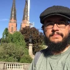 Oscar Badillo's Instagram, Twitter & Facebook