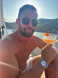 sabrinabartlett • Instagram photos and videos