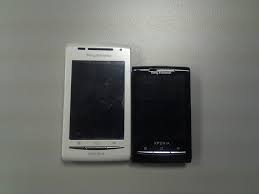 Sony Ericsson XPERIA X8 vs. X10 mini ...