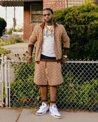 During studio sessions with various associates in 2018, smoke secretly began to record his own vocals. Rapper Pop Smoke Dead After Los Angeles Home Invasion The New York Times