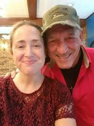 Do you like Troy Landry hunting alligators?