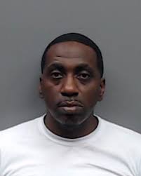 PETTIGREW, ERIC LAMONT was booked into the Smith County Jail