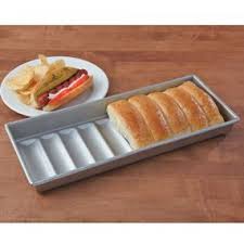 Usa Pan Nonstick New England Hot Dog Bun Pan Chefscatalog Com Hot Dog Buns Hot Dogs Baking Buns