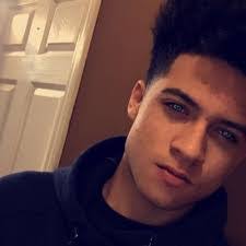 Malik Ross's Instagram, Twitter & Facebook