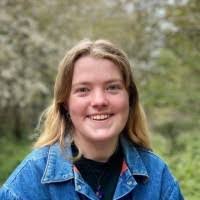 Eva Roche's Instagram, Twitter & Facebook