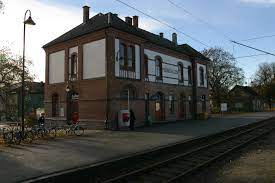 Når det gjelder synspunkter på byutvikling i mjøndalen sentrum, viser de til uttalelse til detaljregulering for mjøndalen stasjon. Mjondalen Stasjon Wikipedia