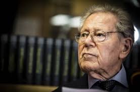 Hans küng jako angažovaný posluchač vtělil své myšlenky k mozartově hudbě do dvou přednášek k mozartovu roku. Hans Kung Zum Geburtstag Kung Komplett Politik Stuttgarter Nachrichten