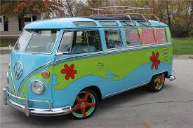 New intellectual properties include animal crossing, burnout, gothic, black & white, devil may cry, oni, halo: Vw Bus Cartoon Pictures Mingle With Other Car Loving Singles At The Barrett Jackson Car Show Volkswagen Van Vintage Vw Bus Van