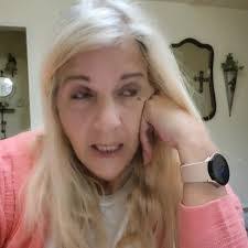 Lola Herron's Instagram, Twitter & Facebook