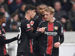Die anderen jungs, um meinen bruder, fingen an zu grölen und schlugen luca lachend auf die schulter. Dfb Pokal Kai Havertz Trostet Kumpel Julian Brandt Nach Pokal Aus