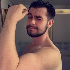 What could be the cause of low damage and stats in Pokémon Masters EX and  how to improve them?