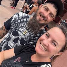 🤔🤔 ل TikTok @ thinkfastmoveta.. ل . J TikTok @ thinkfastmovefa. ل