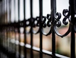 Les mesures s'appliquent à toutes et à tous. Le Conseil D Etat Valide Le Decret Du 29 Octobre 2020 Portant La Mesure De Confinement Et Ses Consequences Adden Le Blog