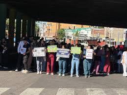 Residentes del Posadas vuelven a parar: denuncian amenazas - Sin Red - Periodismo en línea