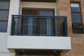 It is focused on a sleek, minimalist design. 25 Modern Balcony Railing Design Ideas With Photos